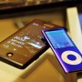 Samsung Omnia7 et iPod Nano